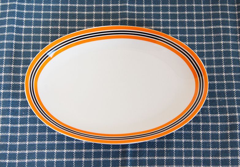 ドイツ 楕円形のお皿 オレンジ - Glucklich (グリュックリッヒ)